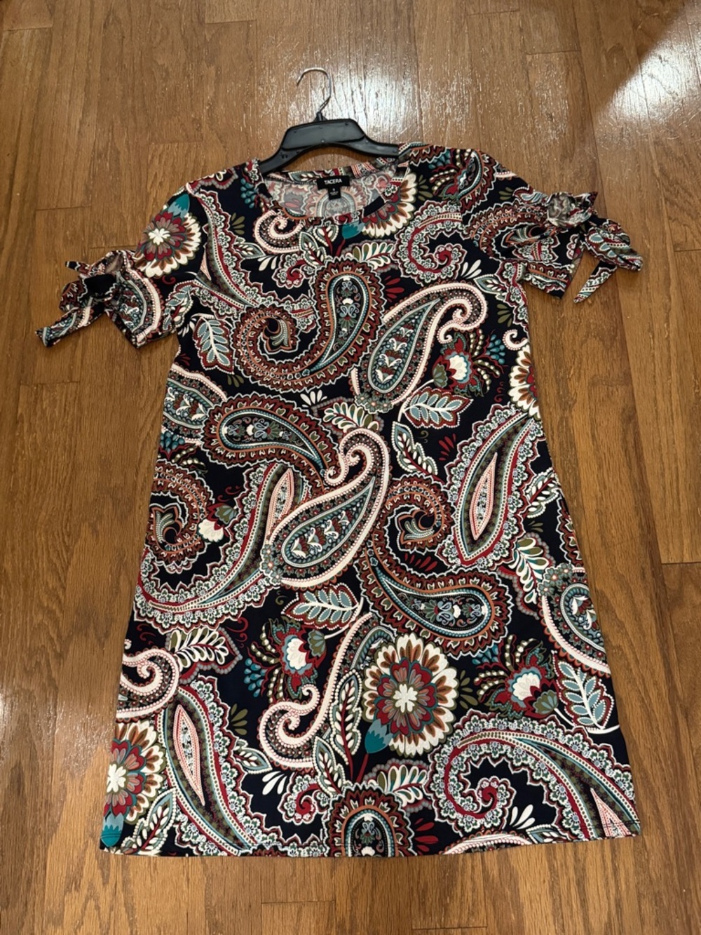 NWOT Paisley Print Short Sleeve Dress in Navy Blue and Teal